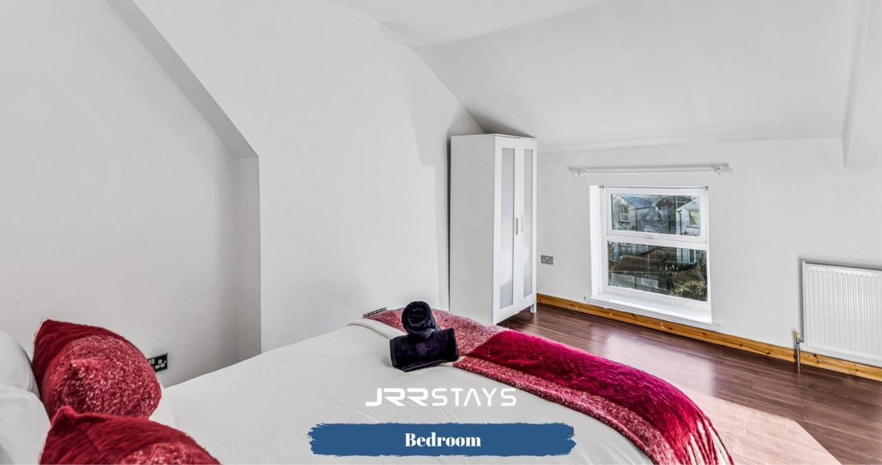 Cardiff - Quirky 1 Bedroom, Sleeps 3, Wi-Fi - Jrr Stays Buitenkant foto